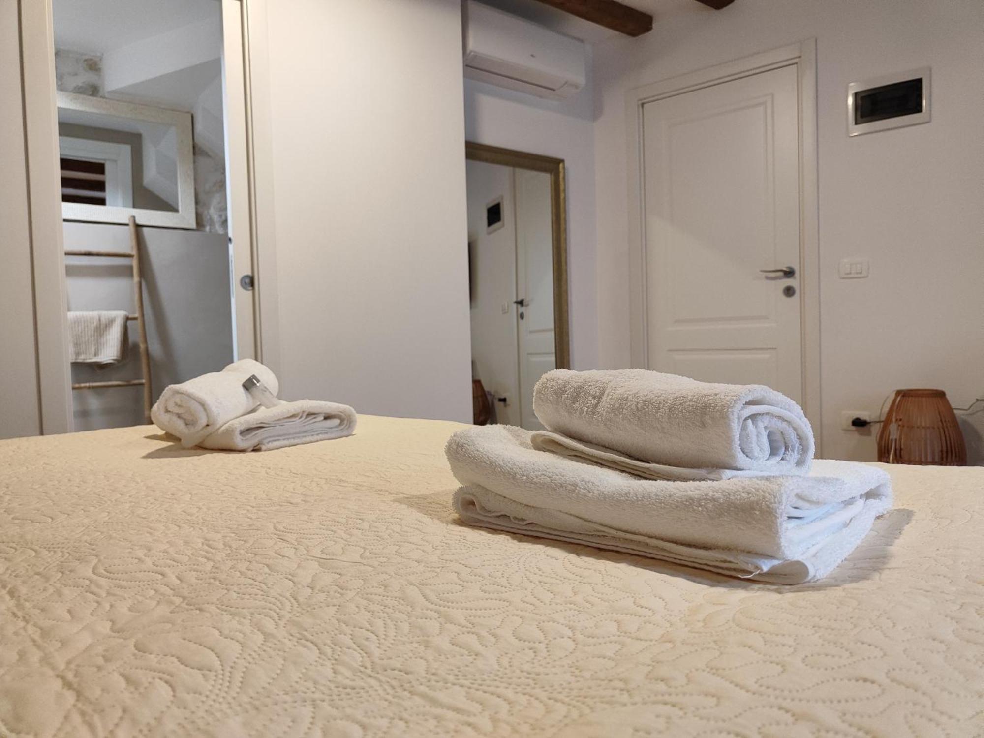 Casa Di Luna Apartment *